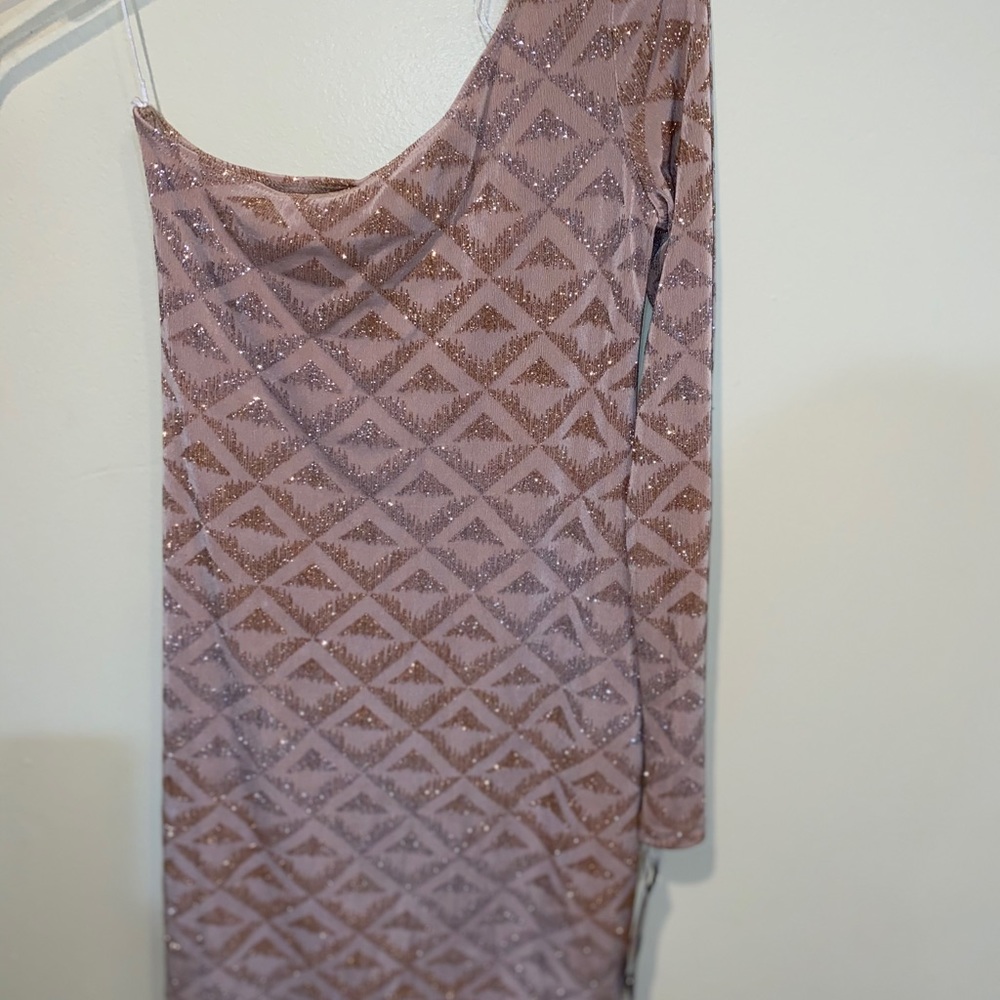 Tight Gold one shoulder dress